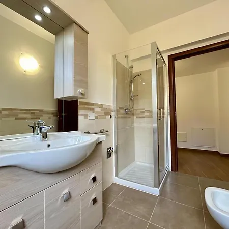 Apartament Kibilu - Via C Ferrari - Ospedale E Universita Varese